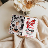Six Seven Birthday Skeleton Hands Party Invitation Kaart
