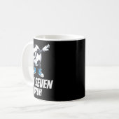 Six Seven Bruh Brainrot Gen Alpha Dabbing Voetbal Koffiemok (Voorkant links)
