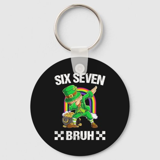 Six Seven Bruh Dabbing Leprechaun St. Patrick's Da Sleutelhanger (Voorkant)