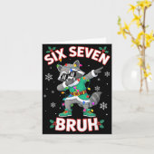Six Seven Bruh Dabbing Raccoon Funny Christmas 6 7 Kaart (Gele Bloem)