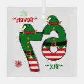 Six Seven Dressed In Elf Suits Christmas Glas Ornament (Achterkant)
