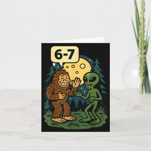 Six Seven Funny Bigfoot And Alien 67 Viral Meme Sa Kaart (Voorkant)