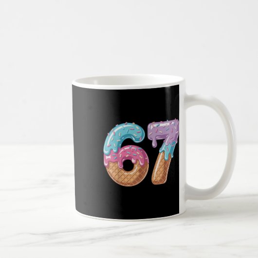 Six Seven Ijs Drip Grappig 67 Meme Nummer 6 An Koffiemok (Rechts)