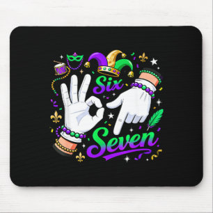 Six Seven Mardi Gras 67 Hand Gebaar Meme Muismat