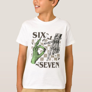Six Seven Skelet Hand Gebaar Meme Halloween Vrouwe T-shirt