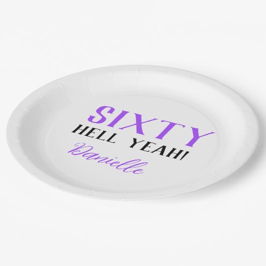 Sixty Hell ja! Grappige Paarse 60ste verjaardag Papieren Bordje (Gekanteld)