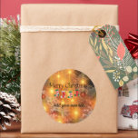 Sjabloon - Aanpassen Golden Christmas Ronde Sticker<br><div class="desc">Vrolijk kerstfeest - Gouden vakantieontwerp met kleurrijke kerstkousen. Dit is een sjabloon,  klaar om te personaliseren met uw eigen tekst / naam.</div>