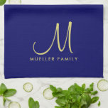 Sjabloon Goud Monogram Familienaam Navy Blauw Theedoek<br><div class="desc">Custom Upload Voeg uw foto of Logo tekst Elegant Schattige monogram keuken & eetkamer / tafel & keukenlinnen / Initiaal familienaam Sjabloon Gold Monogram marineblauw effen kleur keukenhanddoek.</div>