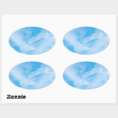 Sjabloon met blauwe lucht en witte wolken ovale sticker (Vel)