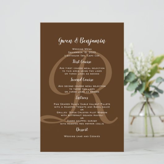 Sjabloon Monogram bruine bruiloft Entree Menu (Staand voorkant)