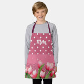 Sjabloon Roze Tulpen op Roze en Witte Stippen Schort (Gedragen)