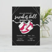 Sjabloon voor zwarte sneaker ball-uitnodigingen aa kaart (Staand voorkant)