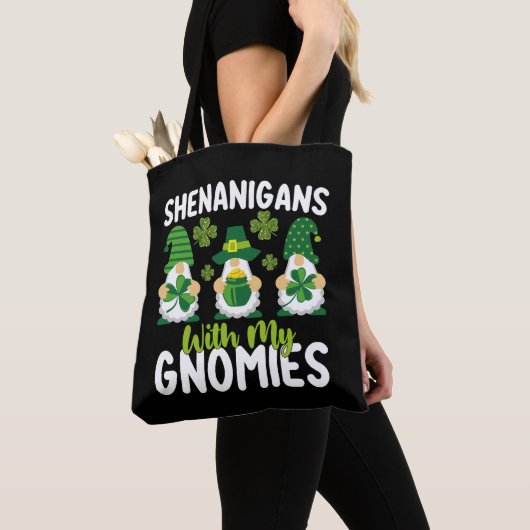 Sjenanigans met mijn gnomen worden vanaf Patrick's Tote Bag (Dichtbij)