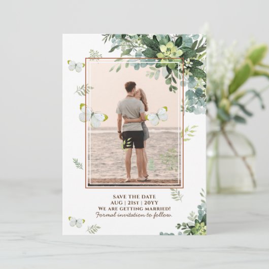 Sjieke Eucalyptus Groene Bladeren Smaragd Bruiloft Save The Date (Staand voorkant)