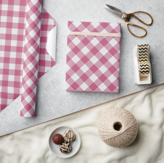 Sjofele Chic Witte Donkerroze Gingham Cadeaupapier (Crafts)