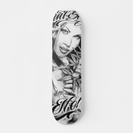Skate girl smoke weed skateboard (Voorkant)