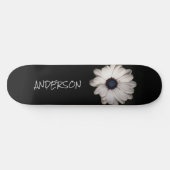 Skateboard Black White Daisy flower (Horizontaal)