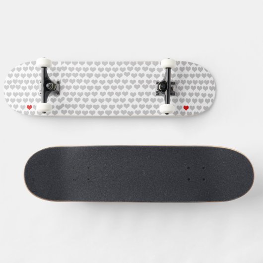 Skateboard - Gray Hearts Red Heart (Horizontaal)
