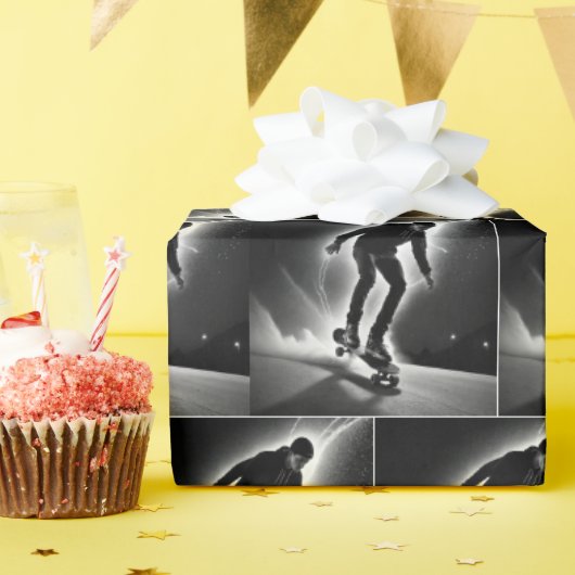 Skateboard jongen met bliksemschichten cadeaupapier (Verjaardagsfeest)