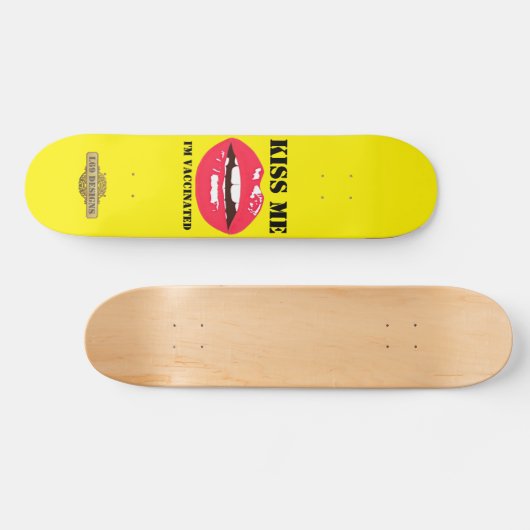 skateboard "KISS ME" (Horizontaal)