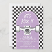 Skateboard Laten we het paarse verjaardagsuitnodig Kaart (Voorkant)