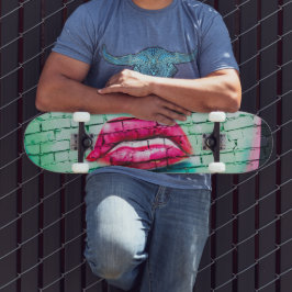 Skateboard - Lipstick Urban Street Art