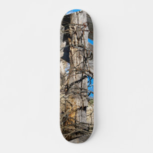 Skateboard met Gnarly Rusty Barbed Wire-ontwerp