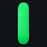 Skateboard met groen scherm<br><div class="desc">Stel je een skateboard voor dat alles kan zijn wat je wilde zijn. Dat is precies waarvoor dit bord gemaakt is. Dit dek kan worden uitgegeven om het even welk afbeelding of video te tonen u aan wilde.</div>