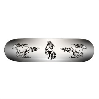 Skateboard met paarden