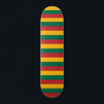 Skateboard met vlag van Litouwen<br><div class="desc">Show uw Litouwse trots op de verhuizing met dit stijlvolle skateboard met de vlag van Litouwen! Dit skateboard is niet alleen om op te rijden; het is een statement stuk dat je liefde voor Litouwen laat zien. De levendige kleuren en het gedurfde ontwerp van de vlag maken dit skateboard een...</div>
