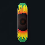 Skateboard met zonnebloem - zomer<br><div class="desc">Kunst Zonnebloem - Kies / voeg uw favoriete achtergrondkleuren toe!</div>