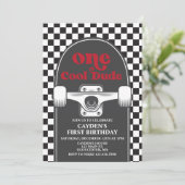 Skateboard One Cool guy 1st Birthday Uitnodiging (Staand voorkant)