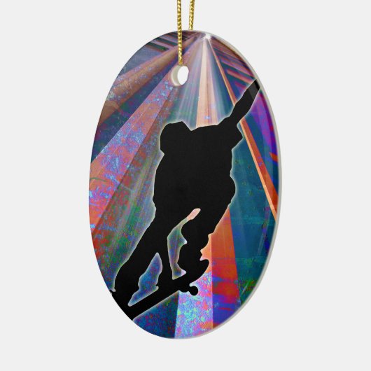 Skateboard op een bouwRay Keramisch Ornament (Links)