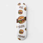 Skateboard patroon burger kawaii "eat skate repeat (Voorkant)