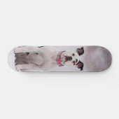 Skateboard Perro Boxer sentado en la nieve (Horizontaal)