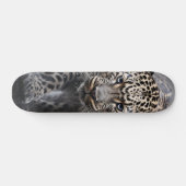  Skateboard Salvaje leopardo con mirada intensa (Horizontaal)