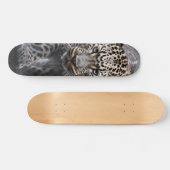  Skateboard Salvaje leopardo con mirada intensa (Horizontaal)