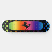 Skateboard van regenboogpaarden (Horizontaal)
