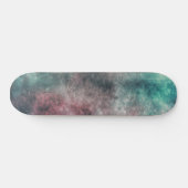 skateboard voor blauwgroen en roos wolken (Horizontaal)