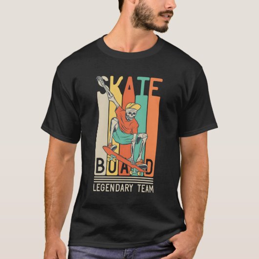 Skateboarden is geen misdaad skateboarder skaters t-shirt (Voorkant)