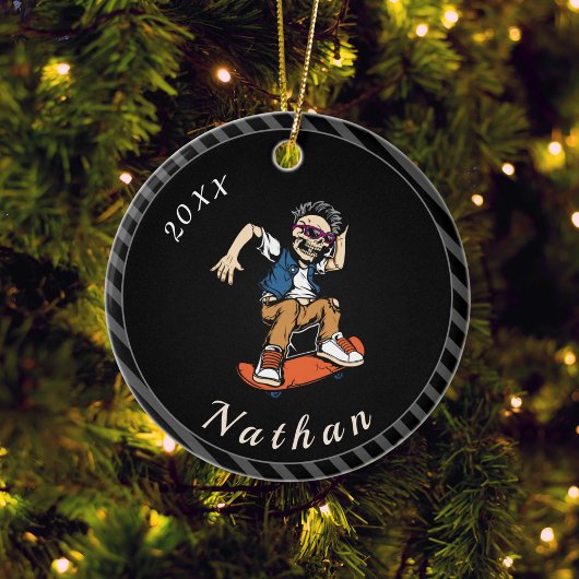 Skateboarden Skater Name & Year Striped Keramisch Ornament