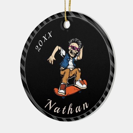 Skateboarden Skater Name & Year Striped Keramisch Ornament (Links)