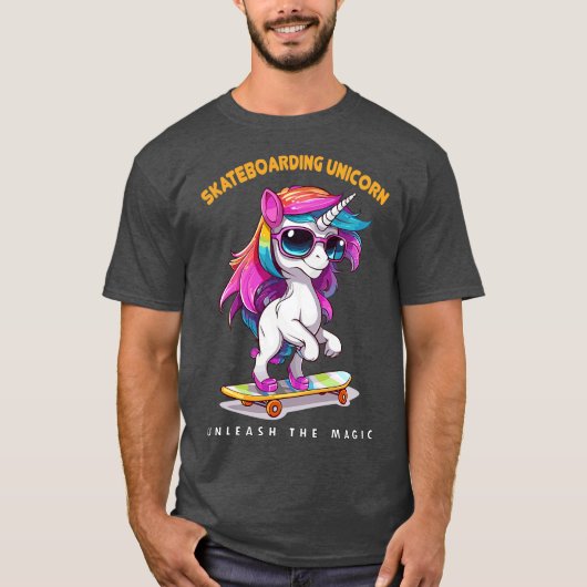 SKATEBOARDENDE EENHOORN T-SHIRT (Voorkant)