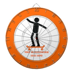 Skateboarder op zijn skateboardaangepast dartbord