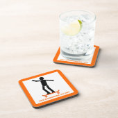 Skateboarder op zijn skateboardaangepast drankjes onderzetter (Rechterzijde)