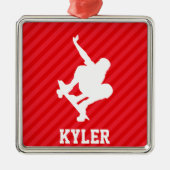 Skateboarder; Scarlet Red Stripes Metalen Ornament (Voorkant)