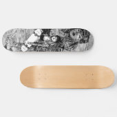 Skateboards femme tatouée style urbain sur bois (Horizontaal)