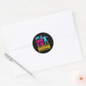 Skatende Tiener Longboard Skateboarder Skateboarde Ronde Sticker (Envelop)