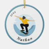 Skater Skateboarding Boy Custom Kind Naam & Jaar Keramisch Ornament (Voorkant)