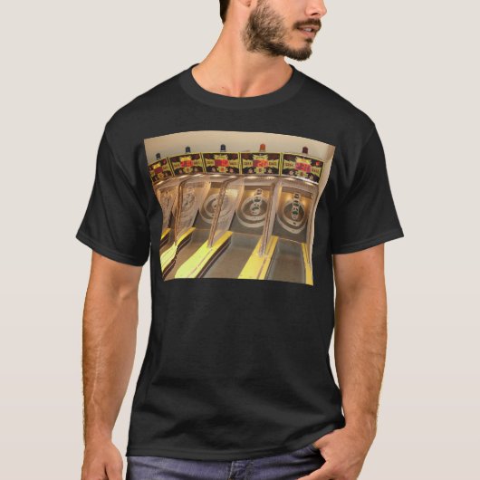 SKEE BALL! T-SHIRT (Voorkant)